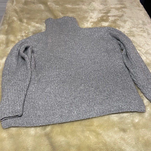 Elizabeth and James Sweaters - Elizabeth and James Heather Gray Turtleneck Sweater